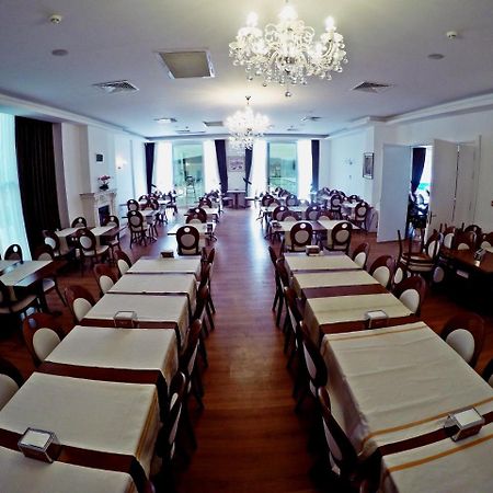 يالوفا White Palace Hotel المظهر الخارجي الصورة