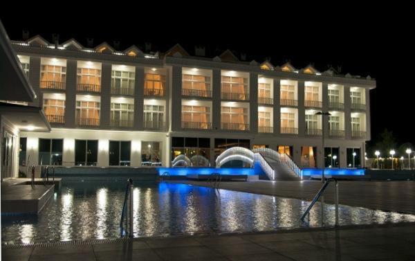 يالوفا White Palace Hotel المظهر الخارجي الصورة