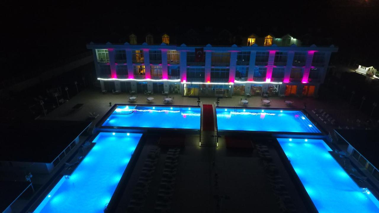 يالوفا White Palace Hotel المظهر الخارجي الصورة